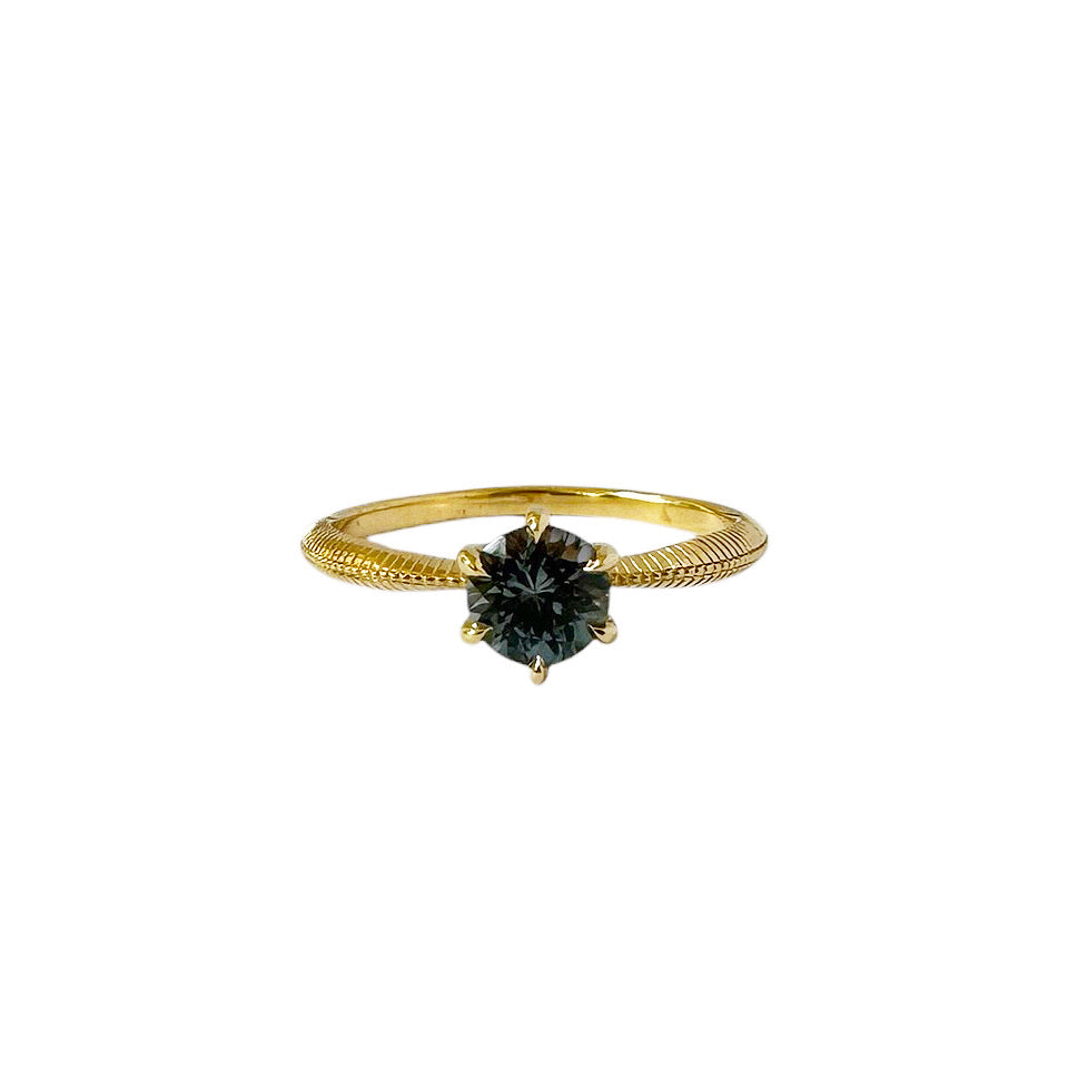 18k Sapphire Geedy Ring