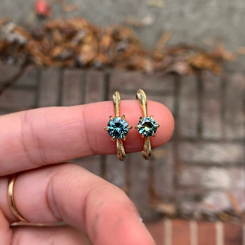 18k Sapphire Geedy Ring