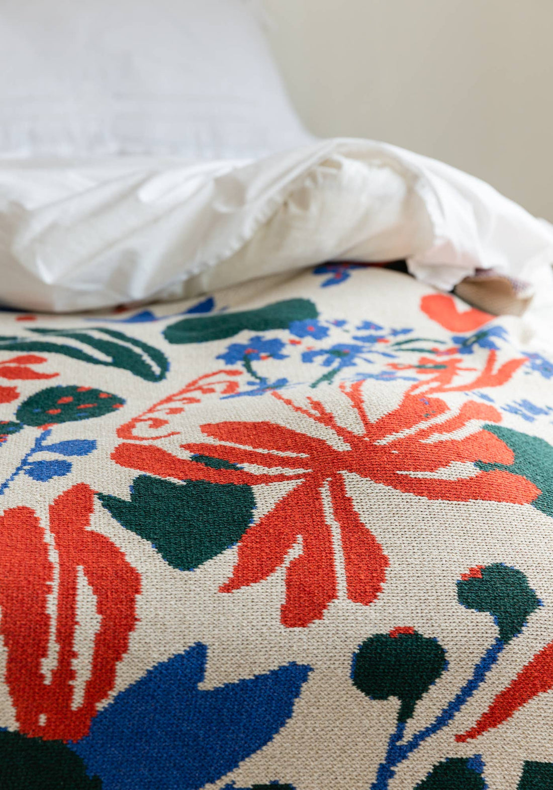 Poppies & Lotus Flax