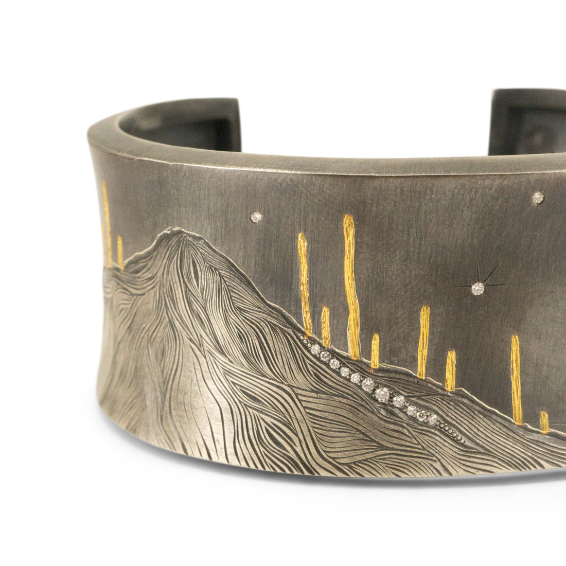 Slim 1" Engraved Diamond Desert Moonrise Cuff