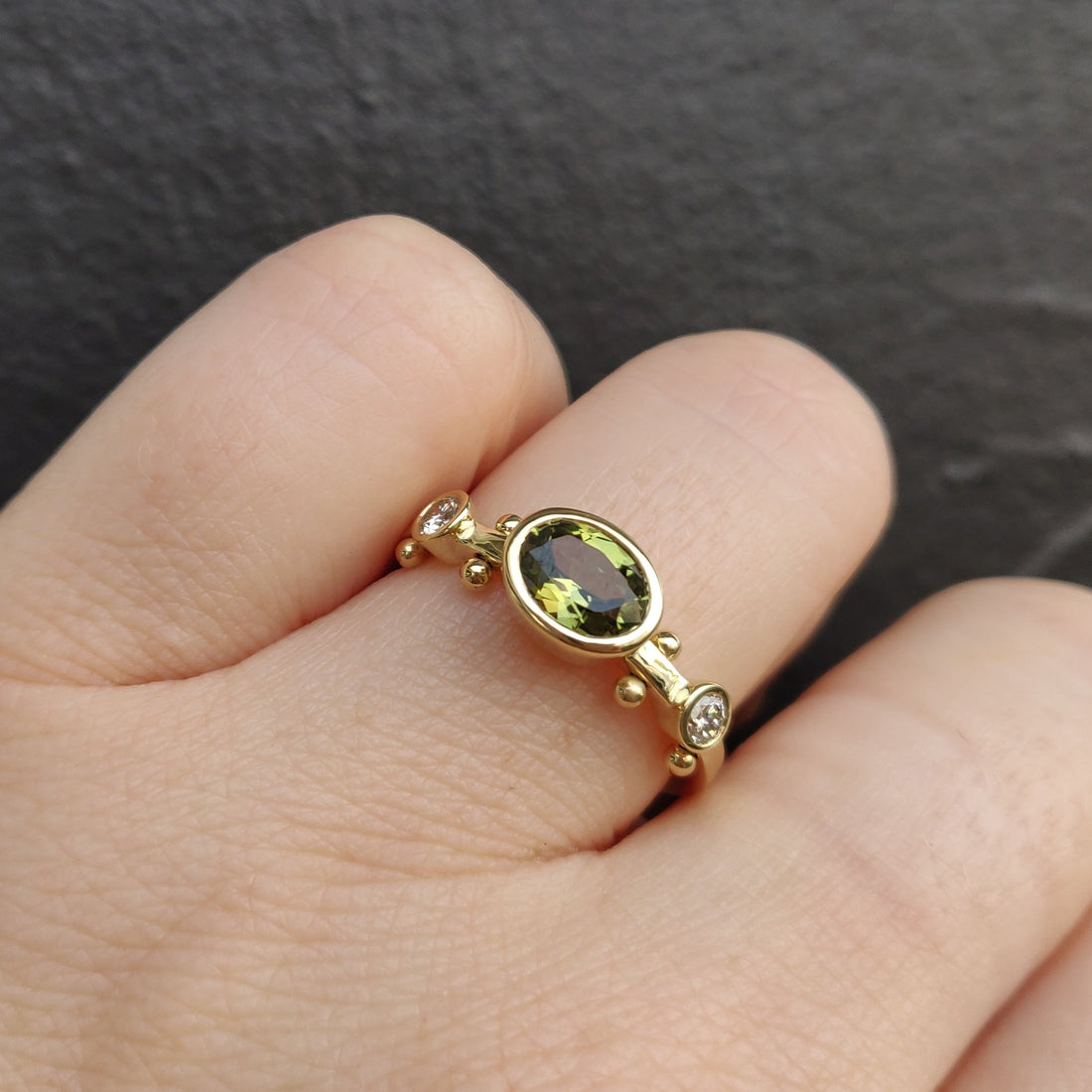 14k Oval Kaori Ring - Sapphire & Champagne Diamond