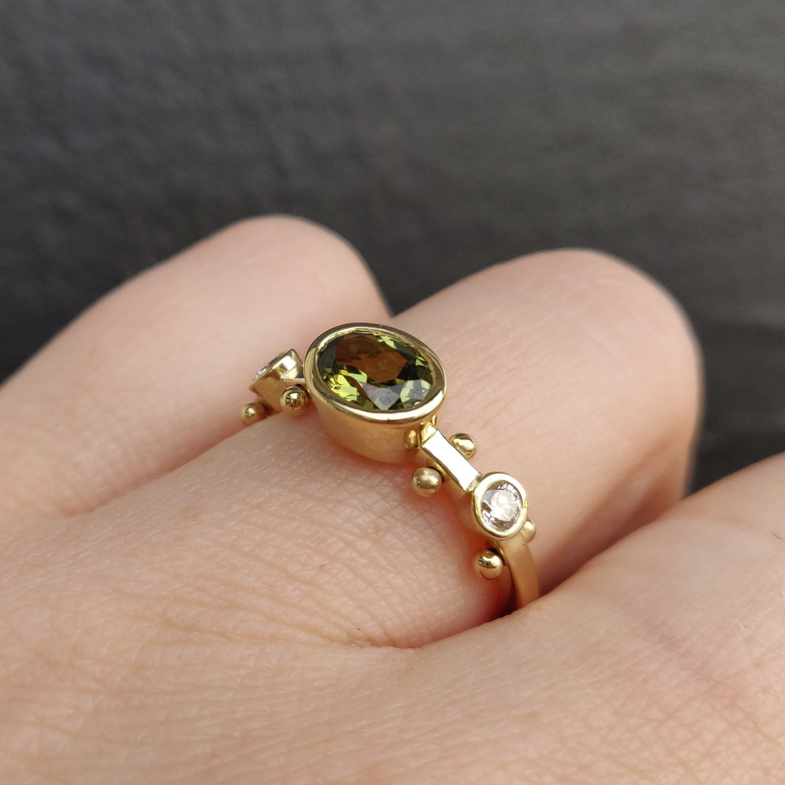 14k Oval Kaori Ring - Sapphire & Champagne Diamond