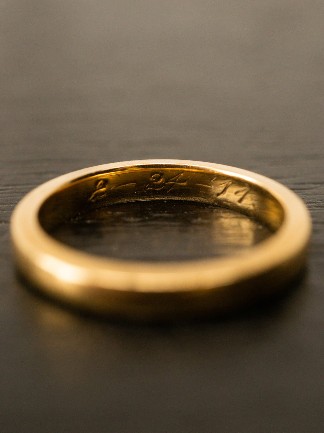 18k Yellow Gold Antique Band