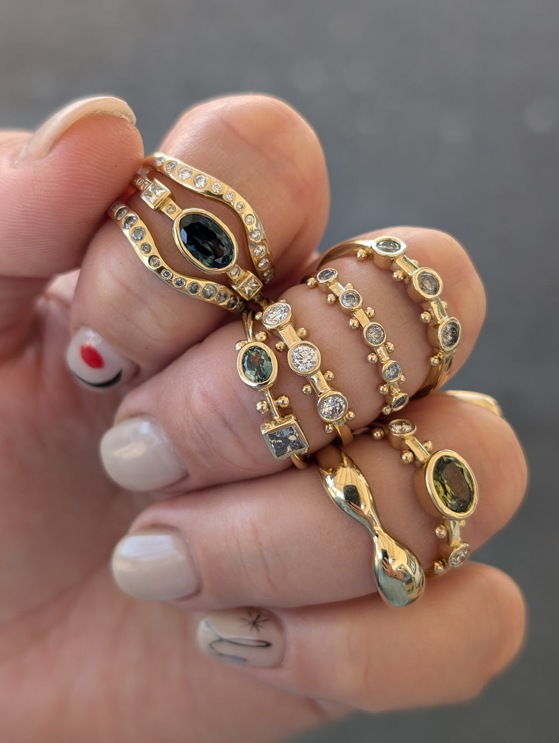 14k Oval Kaori Ring - Sapphire & Champagne Diamond