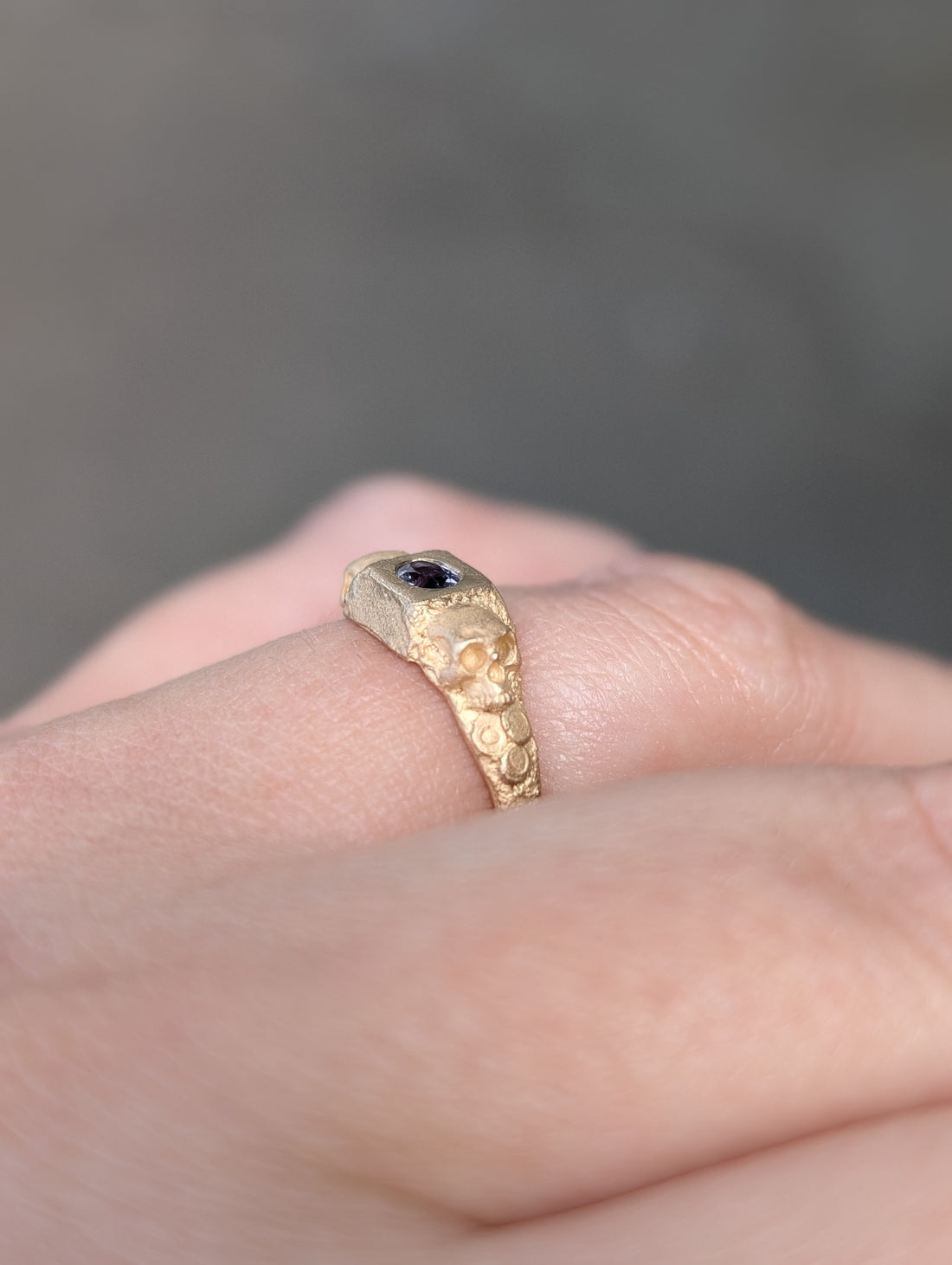 14k Skull Temple Ring - Sapphire