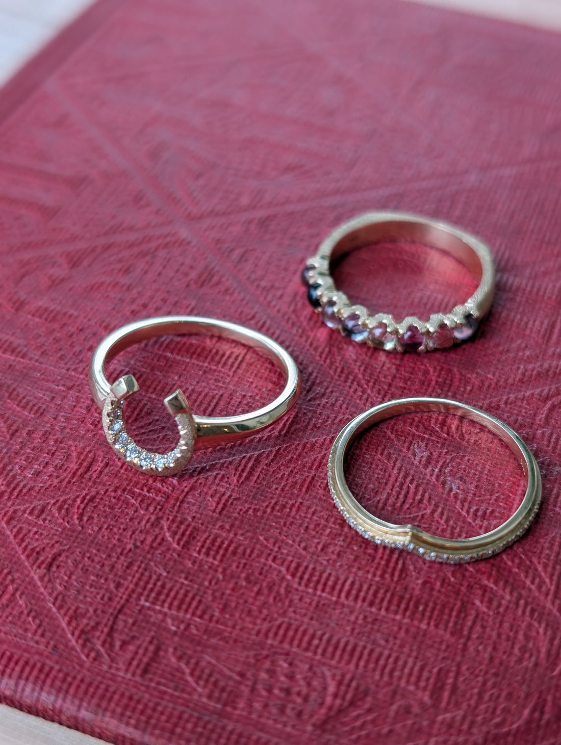 14k White Diamond Little Luck Ring