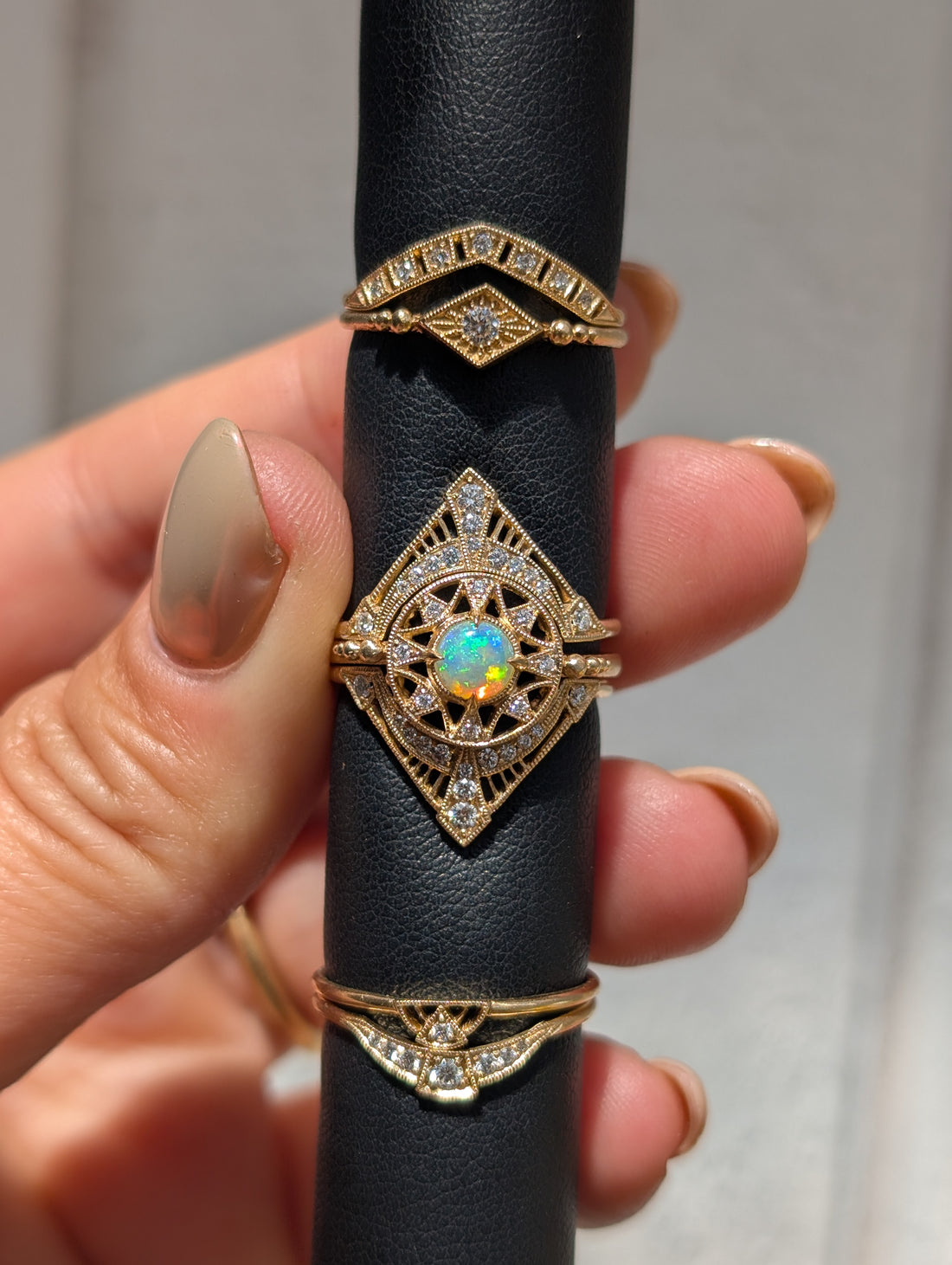 14k Cassat Ring with Low Point