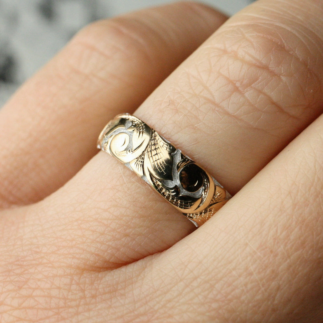 Slim Acanthus Band - Two Tone - 14K Gold size 7