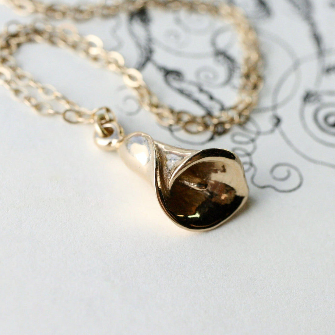 Calla Lilly Pendant - 14k Gold