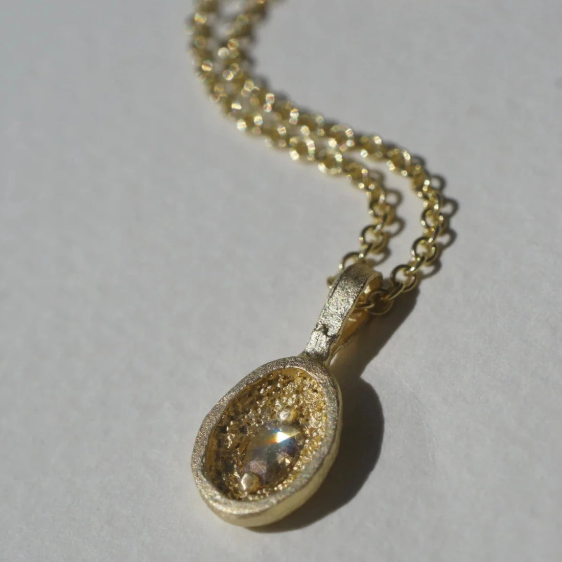 14k Shrine of Leda Pendant