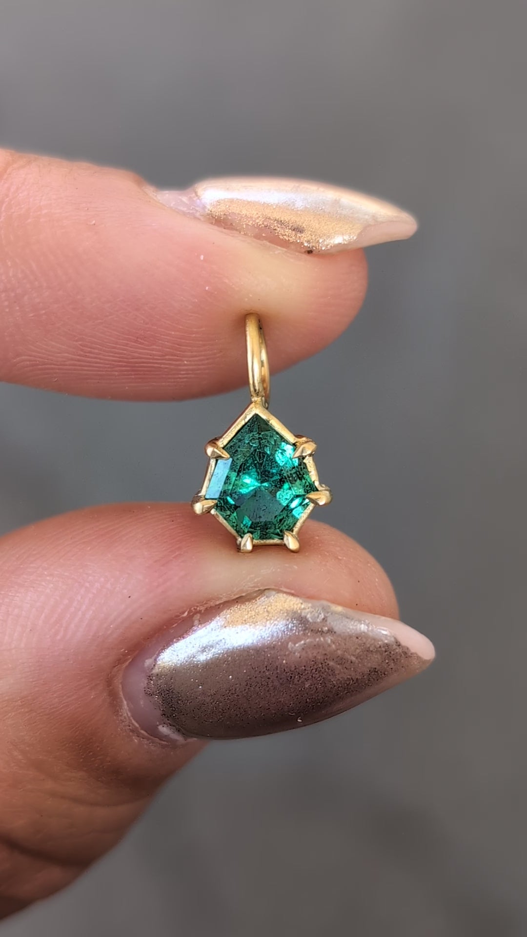 Geometric Emerald Basket Pendant - 0.645CT