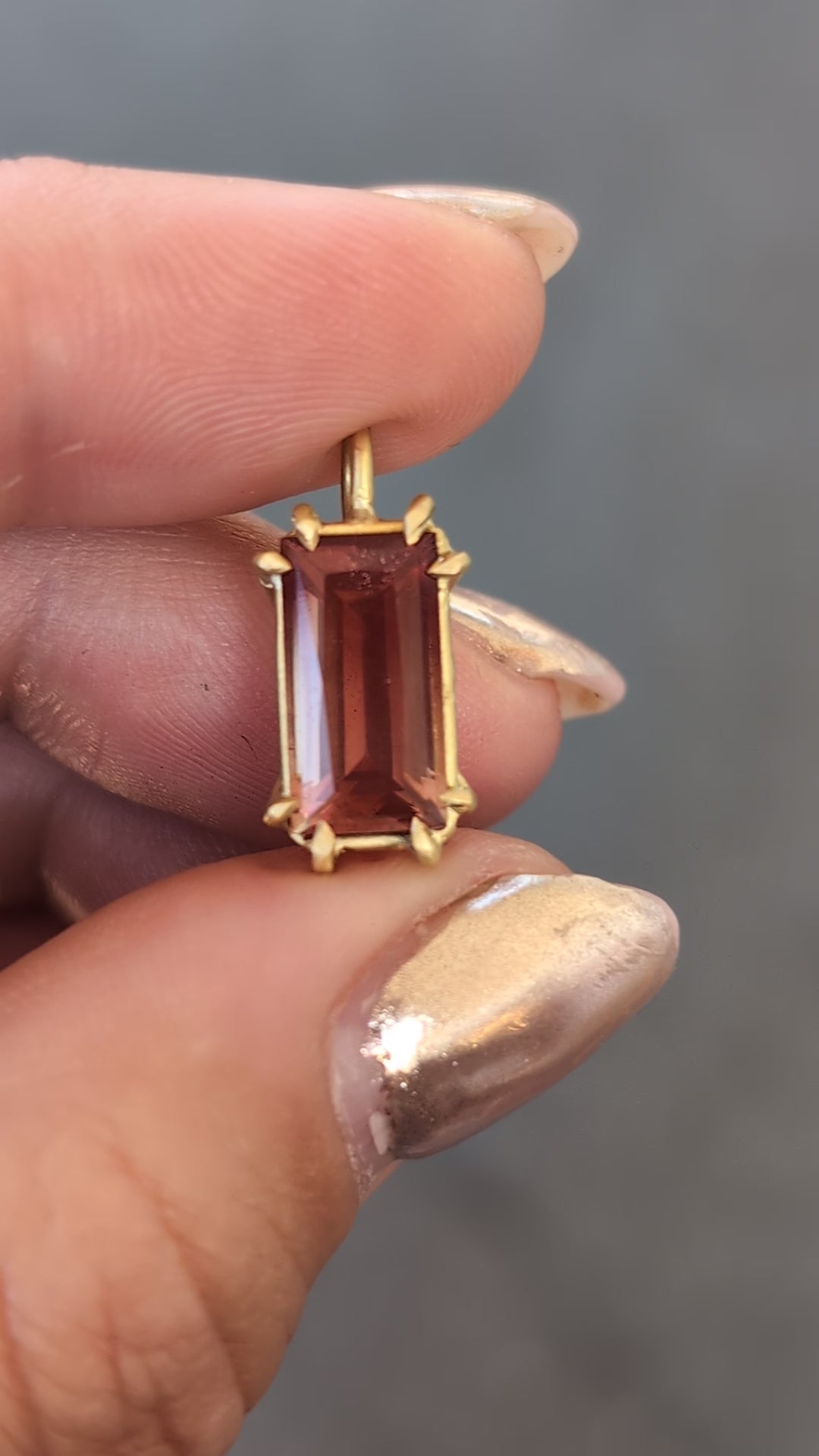 Sunstone Basket Pendant  - 3.25CT