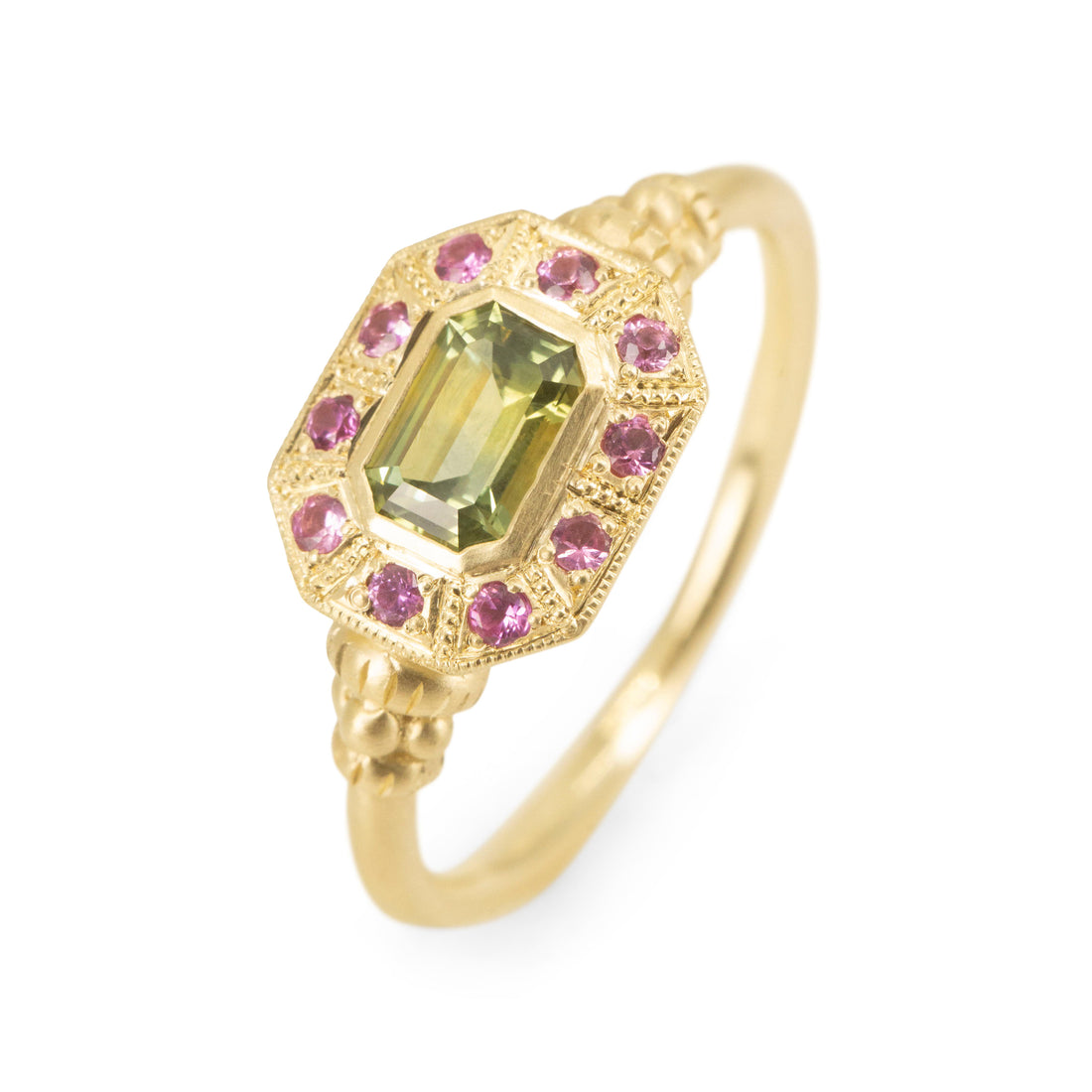 Macaron Chromatique Ring - 0.56CT Sapphire