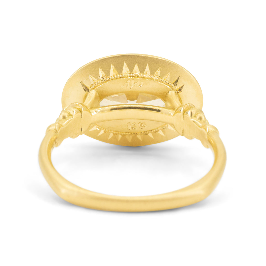 Soleil Levant Pedestal Solitaire - 1.49CT Oval Diamond