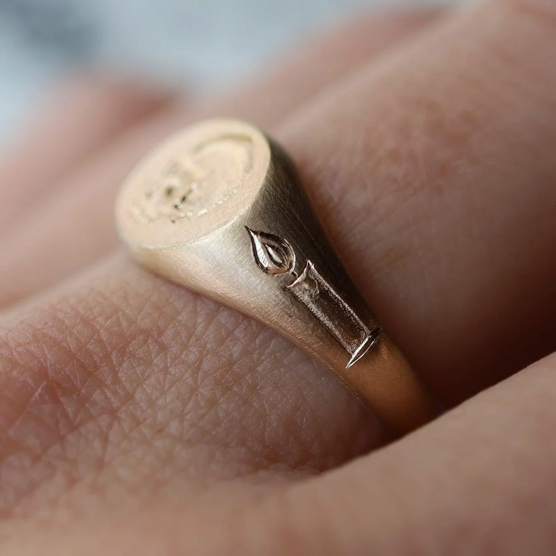 Momento Mori Skull Signet Ring- 14k