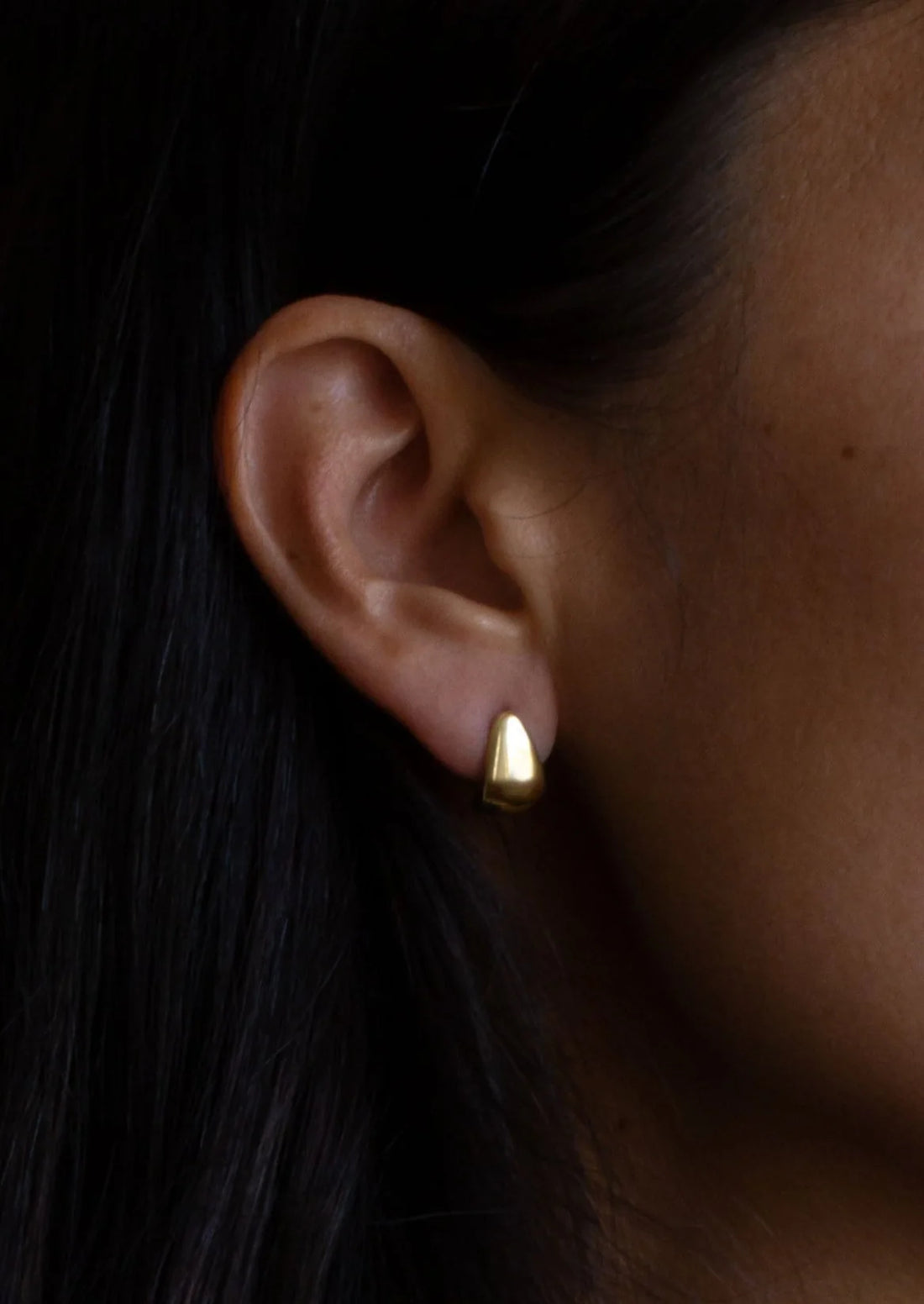 14k Yumi Ear Huggers