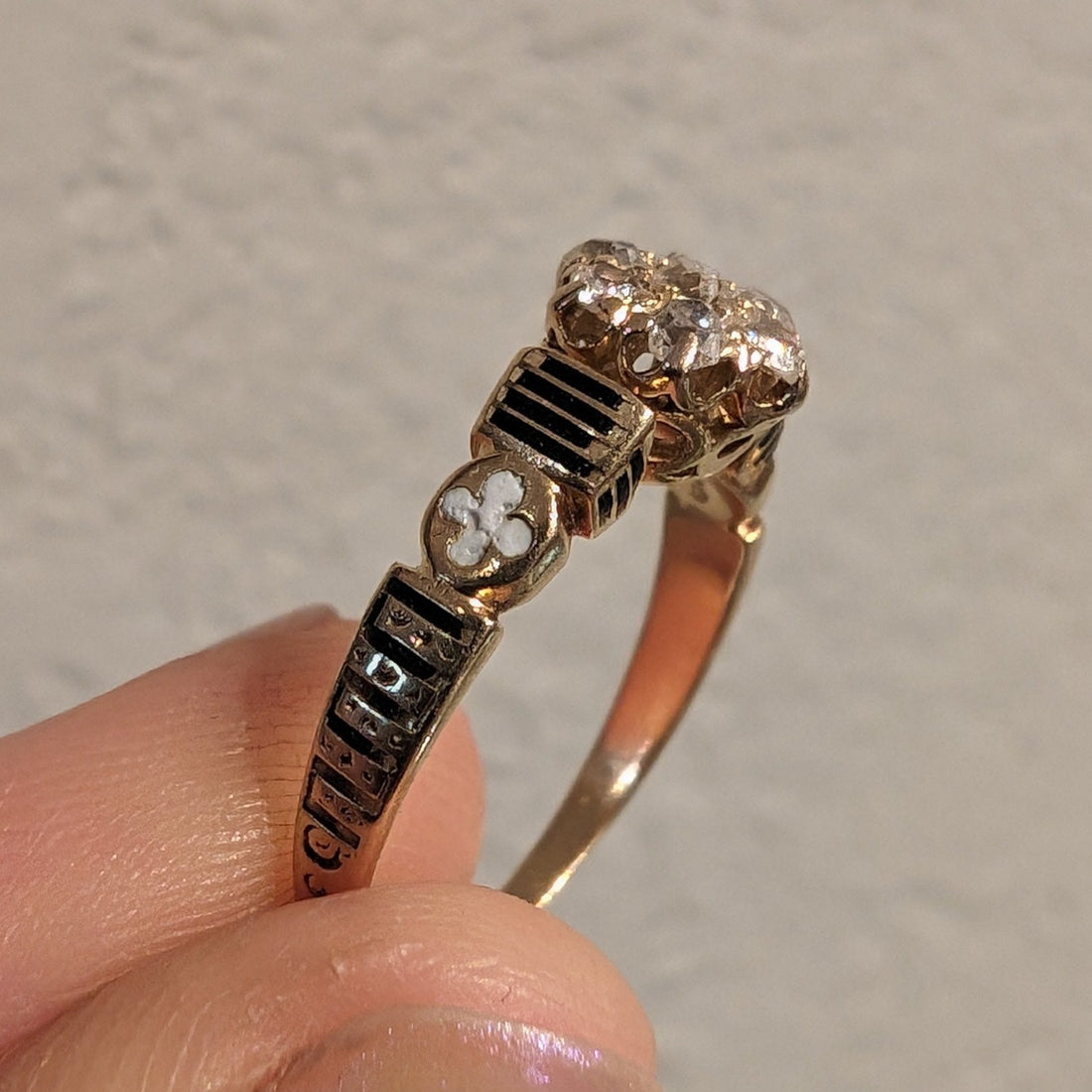 18k Victorian Cluster Diamond & Enamel Ring