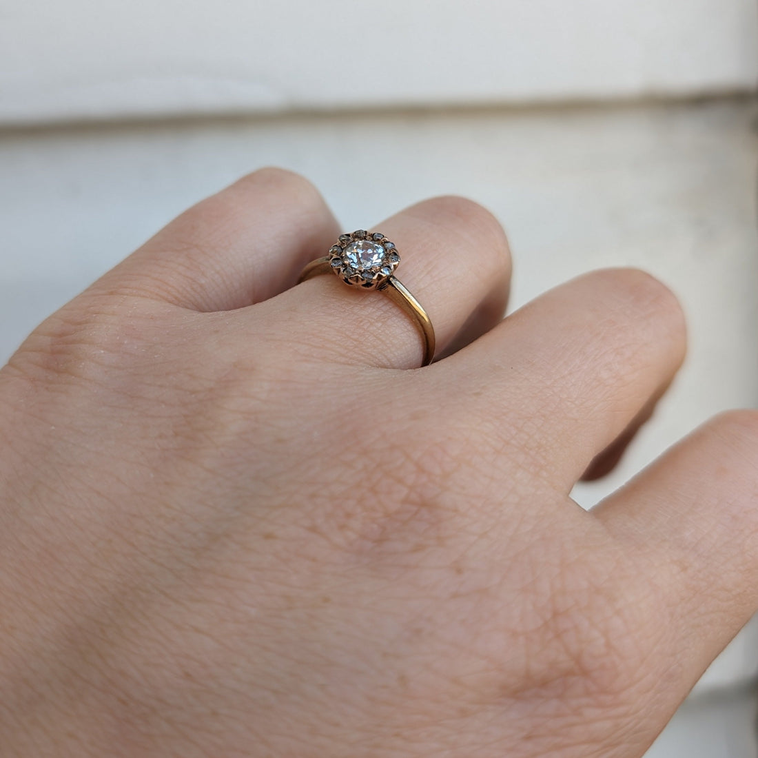 10k Antique Diamond Cluster Ring