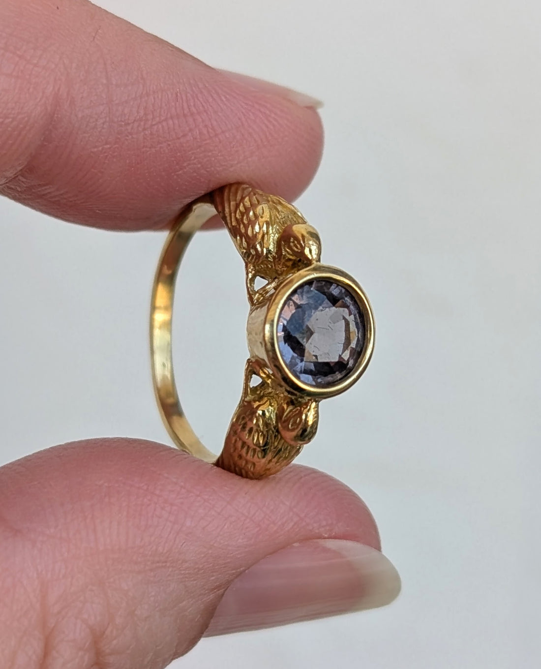 18k Avis Amor Ring - Spinel