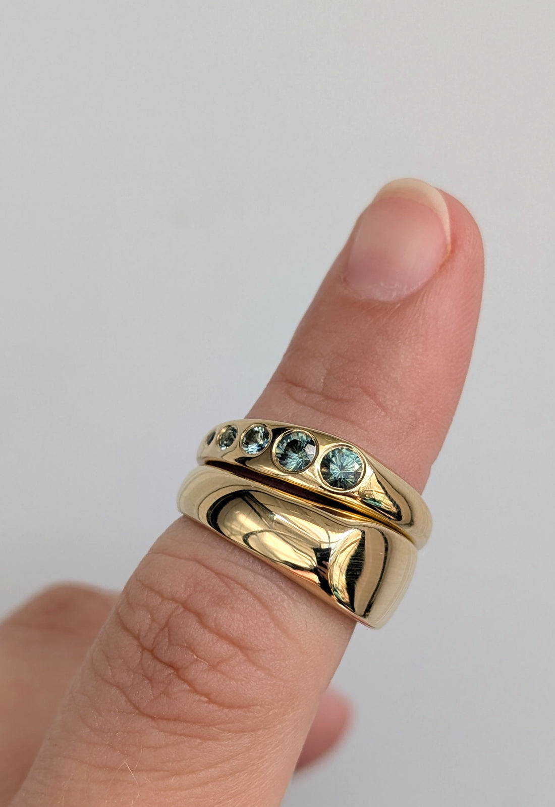 14k Lila Suprima Ring- Bi-Color Montana Sapphire