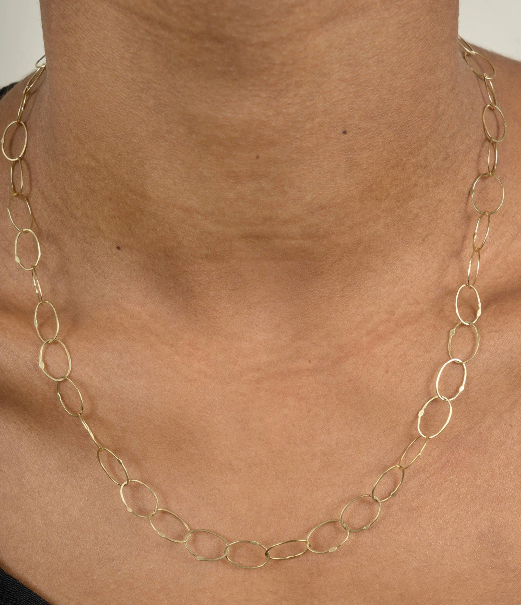 18k Medium Oval Link Chain Necklace