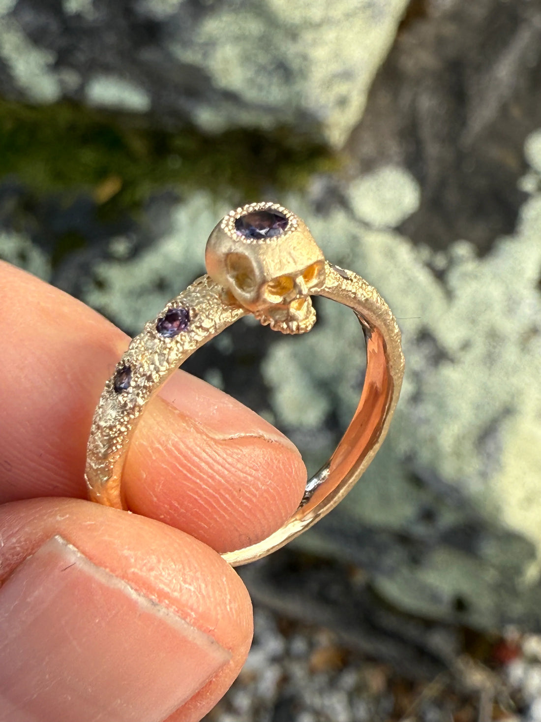 14k Treasured Skull - Winza Sapphires