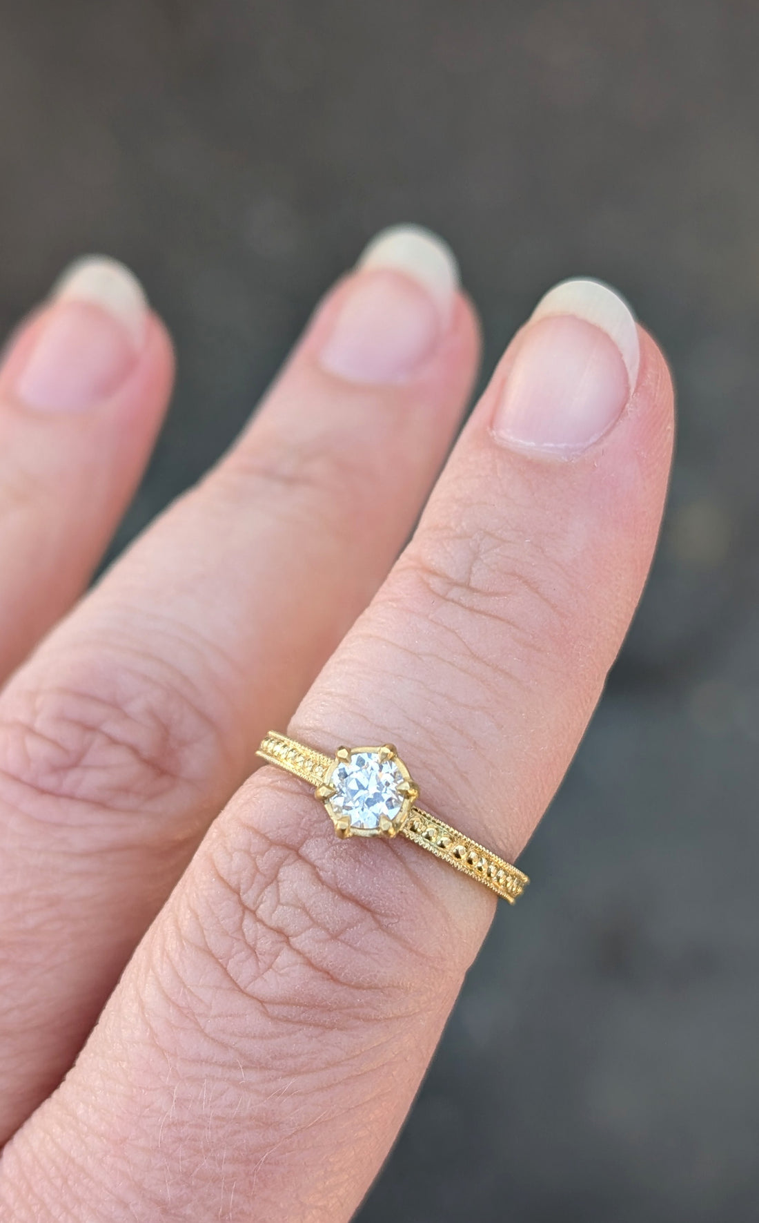 Perla Basket Solitaire - 0.42CT Circular Brilliant Diamond