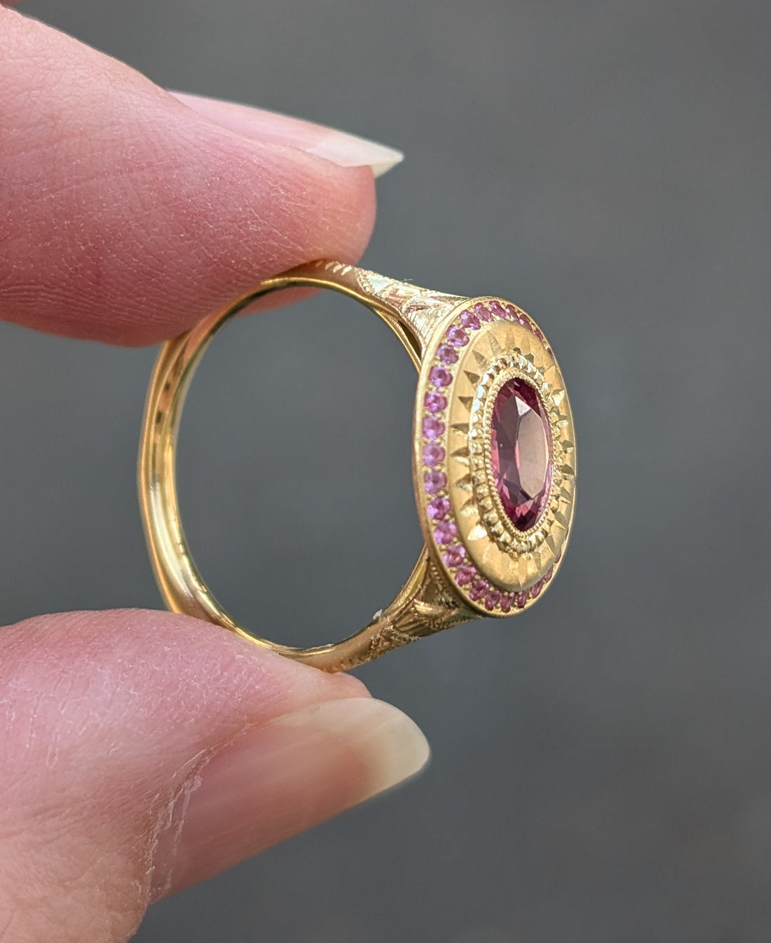 Aphrodite Ring - 1.23CT Sapphire