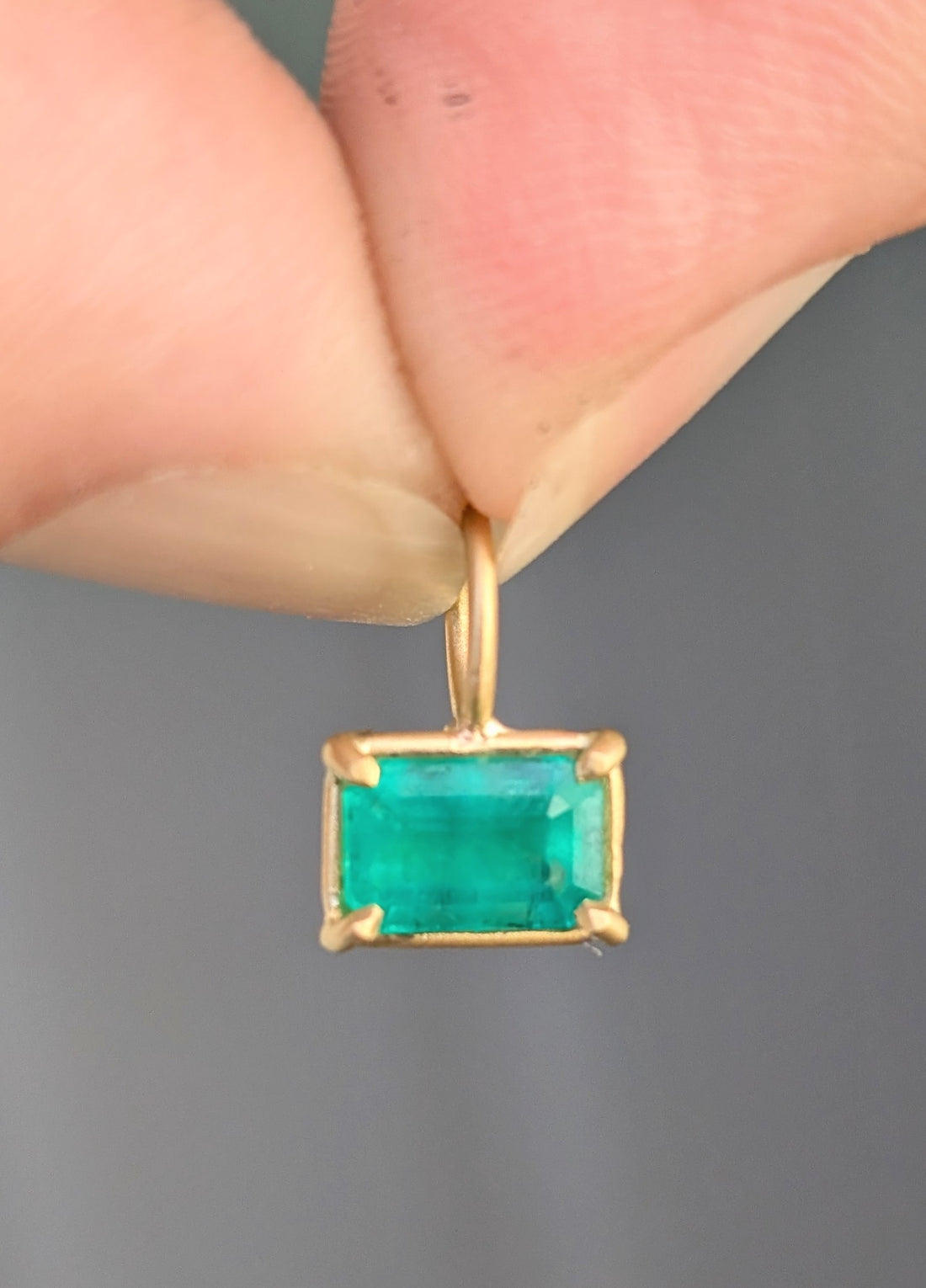 E/W Emerald Basket Pendant 0.69CT -  One of a Kind